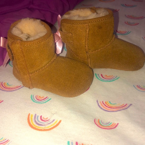 💗 UGG Boots For A Princess 👑 - Picture 5 of 7